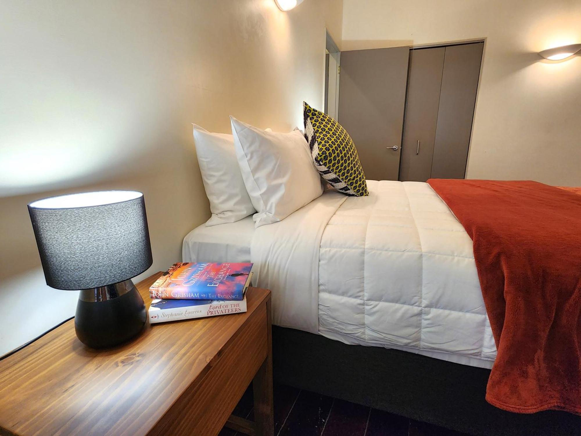 U Suites On Egmont เวลลิงตัน ภายนอก รูปภาพ